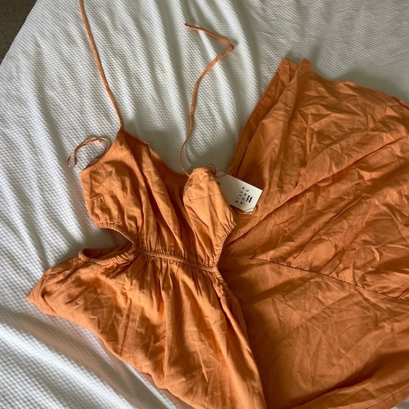 Billabong Orange Cutout Maxi Dress - Picture 3 of 7